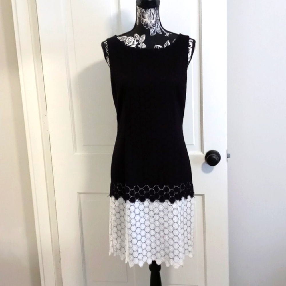 🖤Karl Lagerfeld🖤 - Black/White Lace Midi Dress